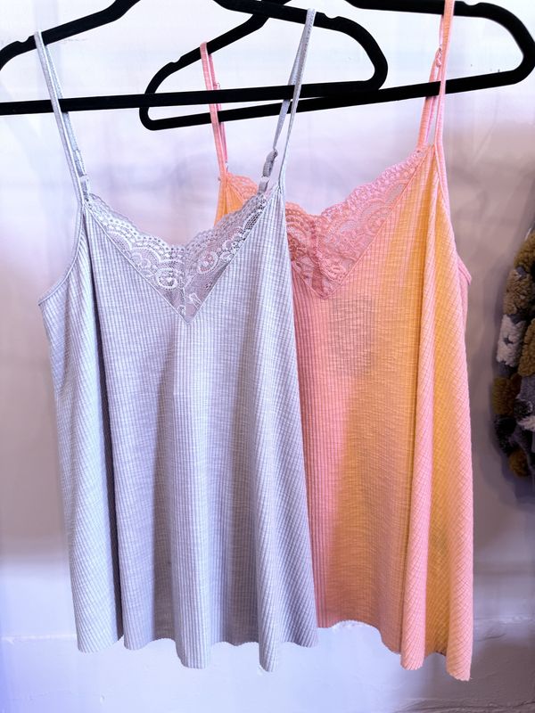 Ribbed lace cami