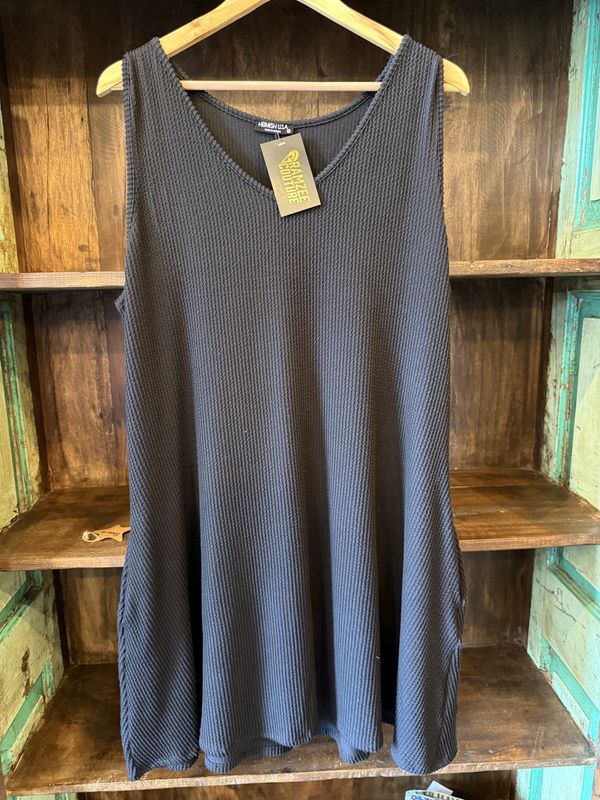 Black sleeveless textured Dress PLUS