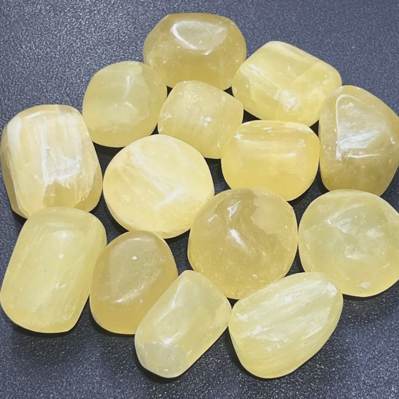 Lemon Calcite Tumblest Sm