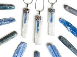02829 SP Selenite w/Kyanite Pendant, 2.5"