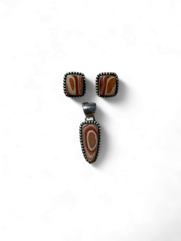 030482 Artie Yellowhorse Pendant Set