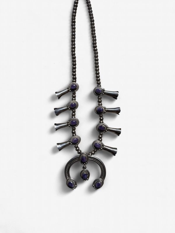 RK824 A23 045931 Wampum shell Squash