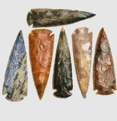 034674 Arrow Head Agate 3 1/2*