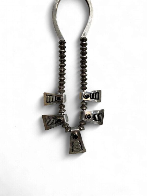 84696 RK0506a Onyx/Bench Bead Nklc