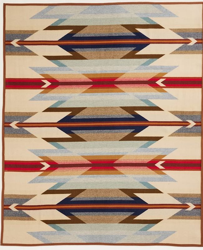 Wyeth Trail DK Robe 64x80"