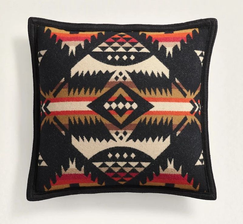 Nahalem Pillow 16x16"
