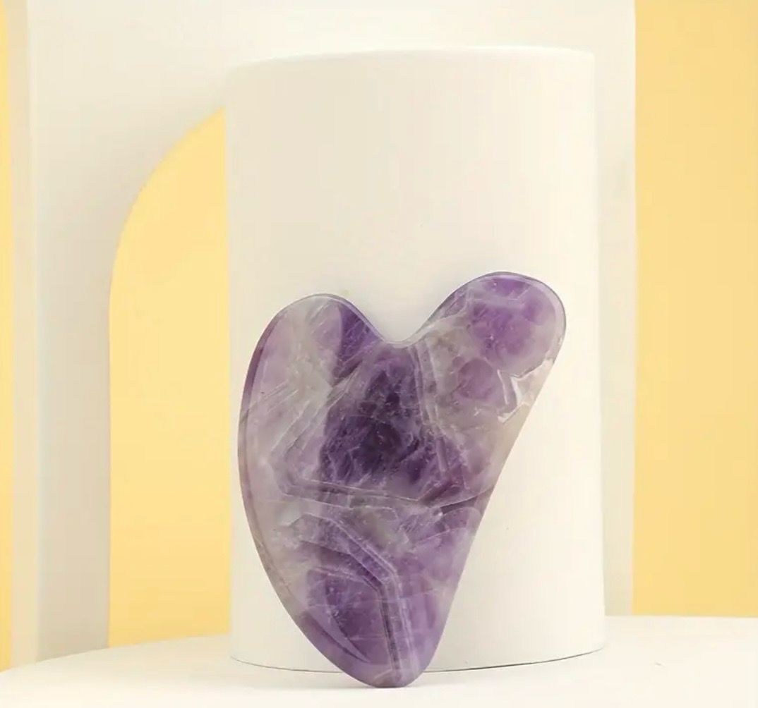 Heart-Shaped Gua Sha Stone - Unscented Facial Massage Tool for Spa & Skin Care - Manual Face, Neck, Body Relaxation Massager - Non-Powered, Non-Rechargeable - Ideal Gift for Women