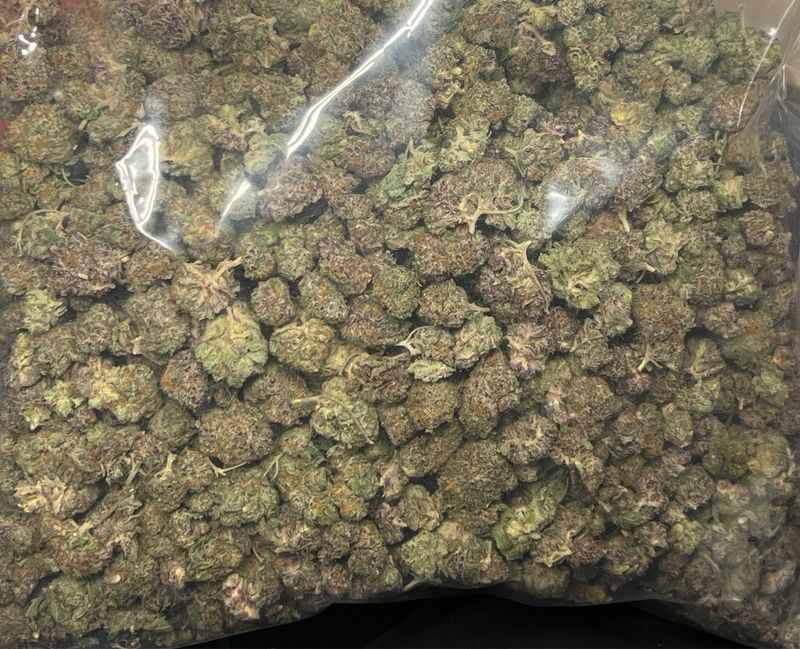 1OZ AAAA+ PINEAPPLE SODA (LSO) SM.