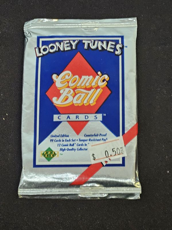 Loony Toons Comic Ball Unopened Foil Pack