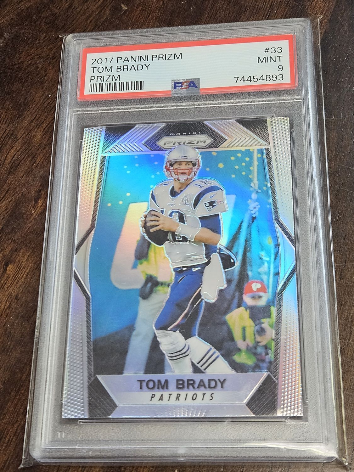 2017 Prizm #33 Tom Brady PSA 9