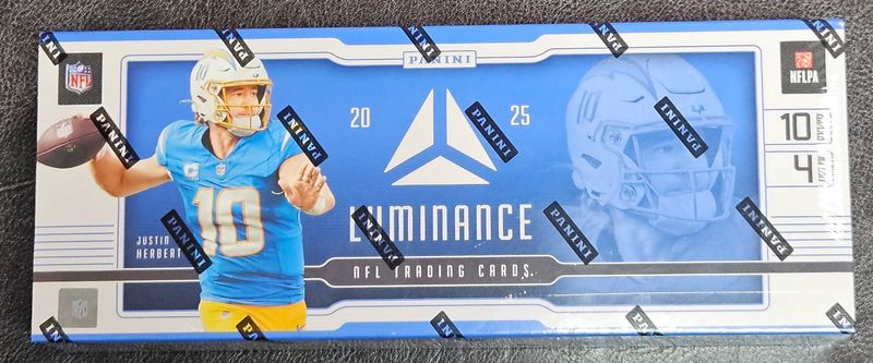 2025 Panini Luminance Football Hobby Box