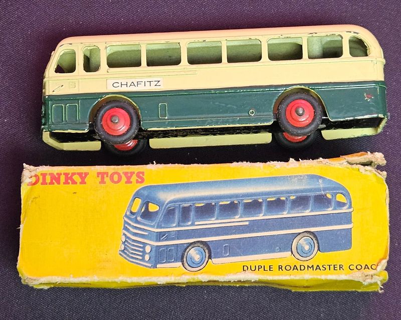 Dinky Toys Duple Roadmaster Coach With Box