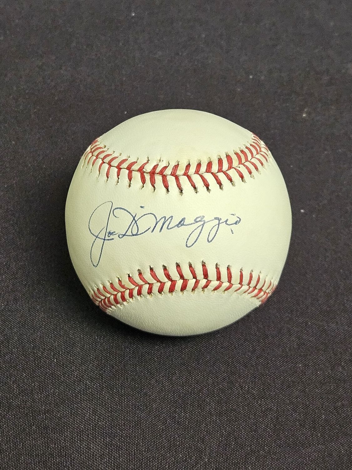 Joe DiMaggio Signed Baseball JSA LOA