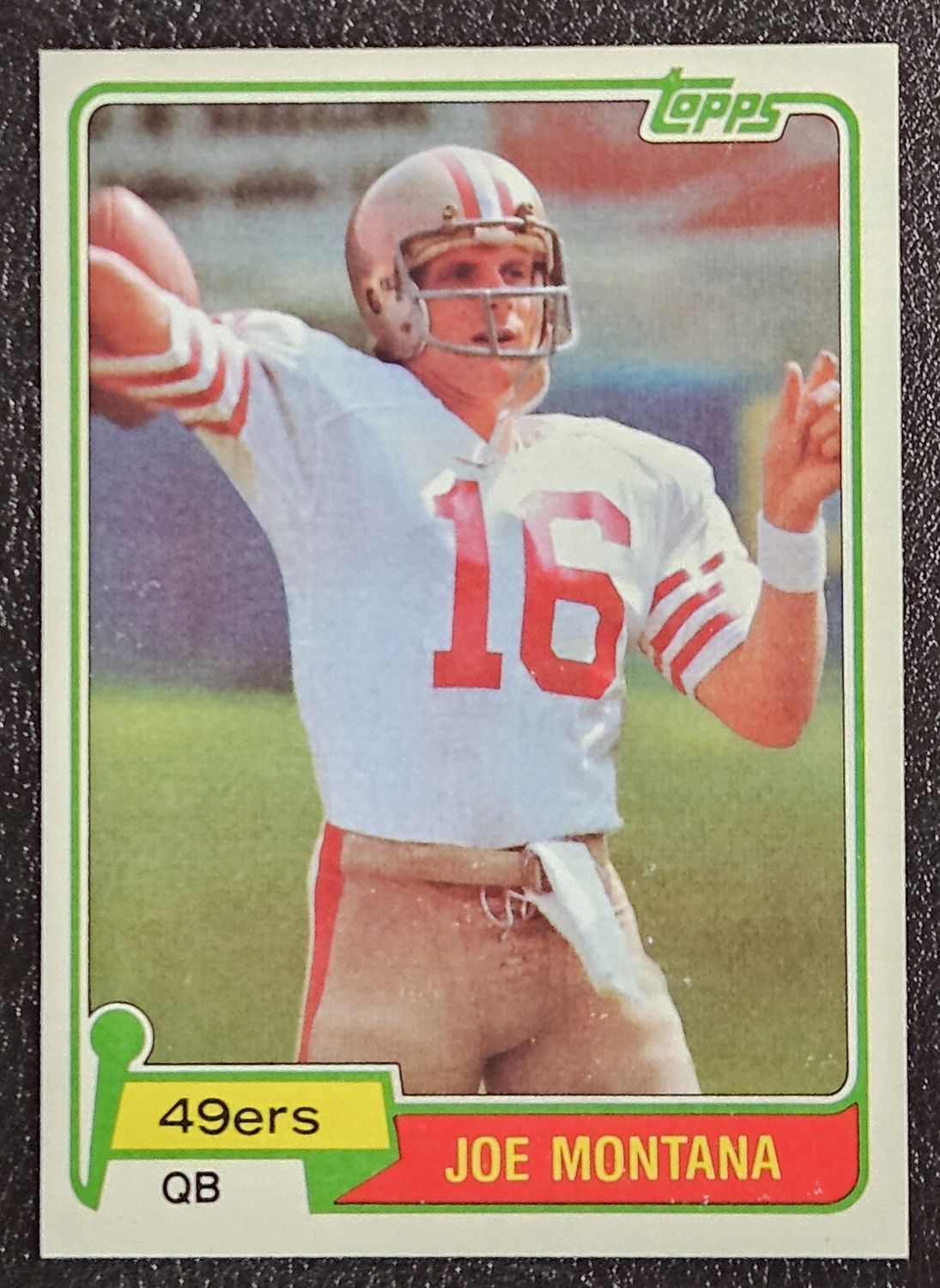 1981 Topps #216 Joe Montana NM- NM/MT