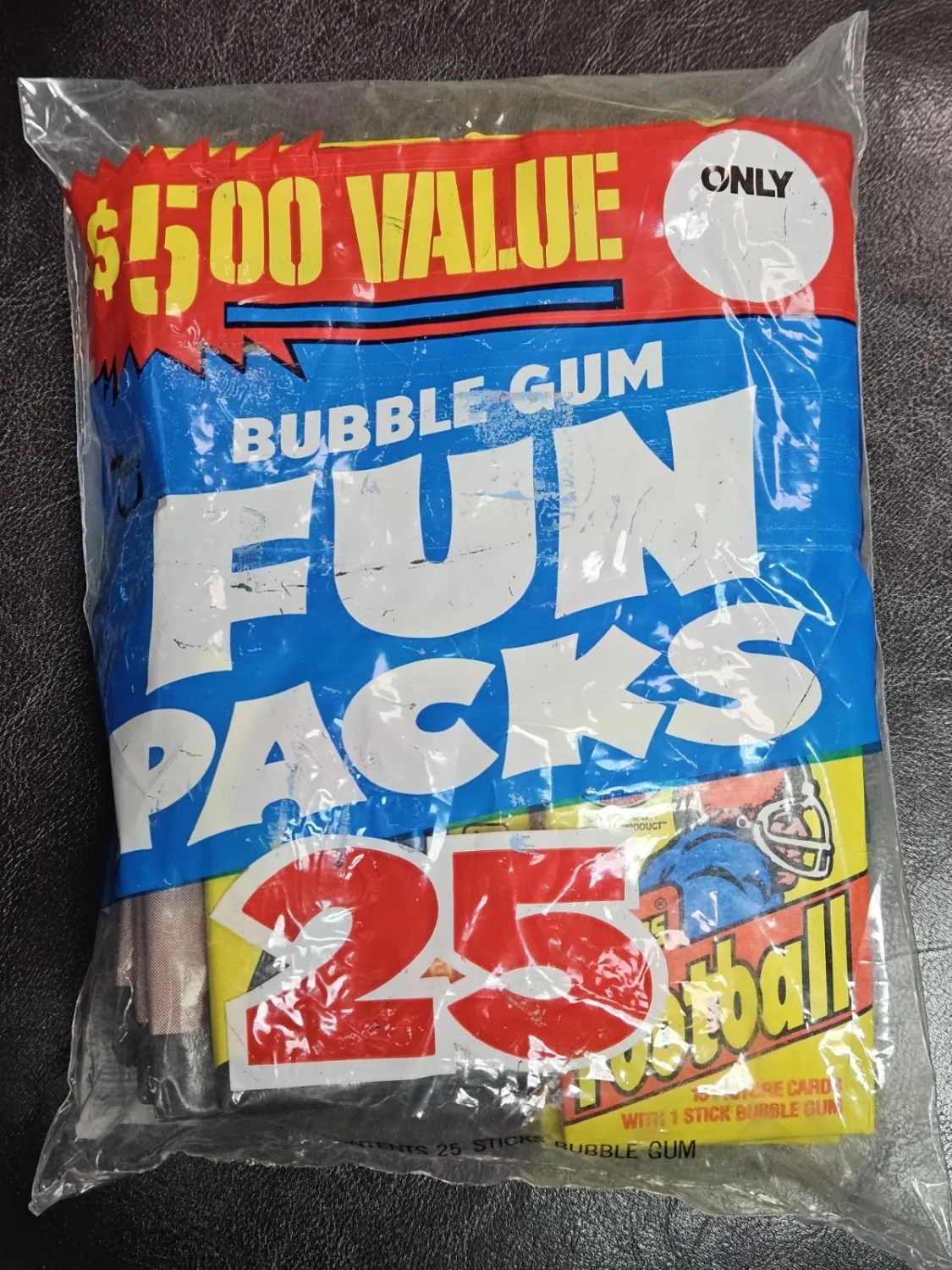 1981 Topps Fun Packs w/12 1981 Topps Football Packs