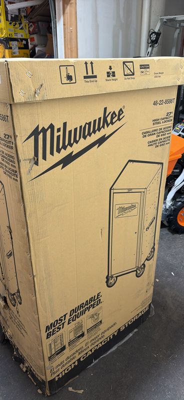 Milwaukee 27” High Capacity Steel Locker – NEW