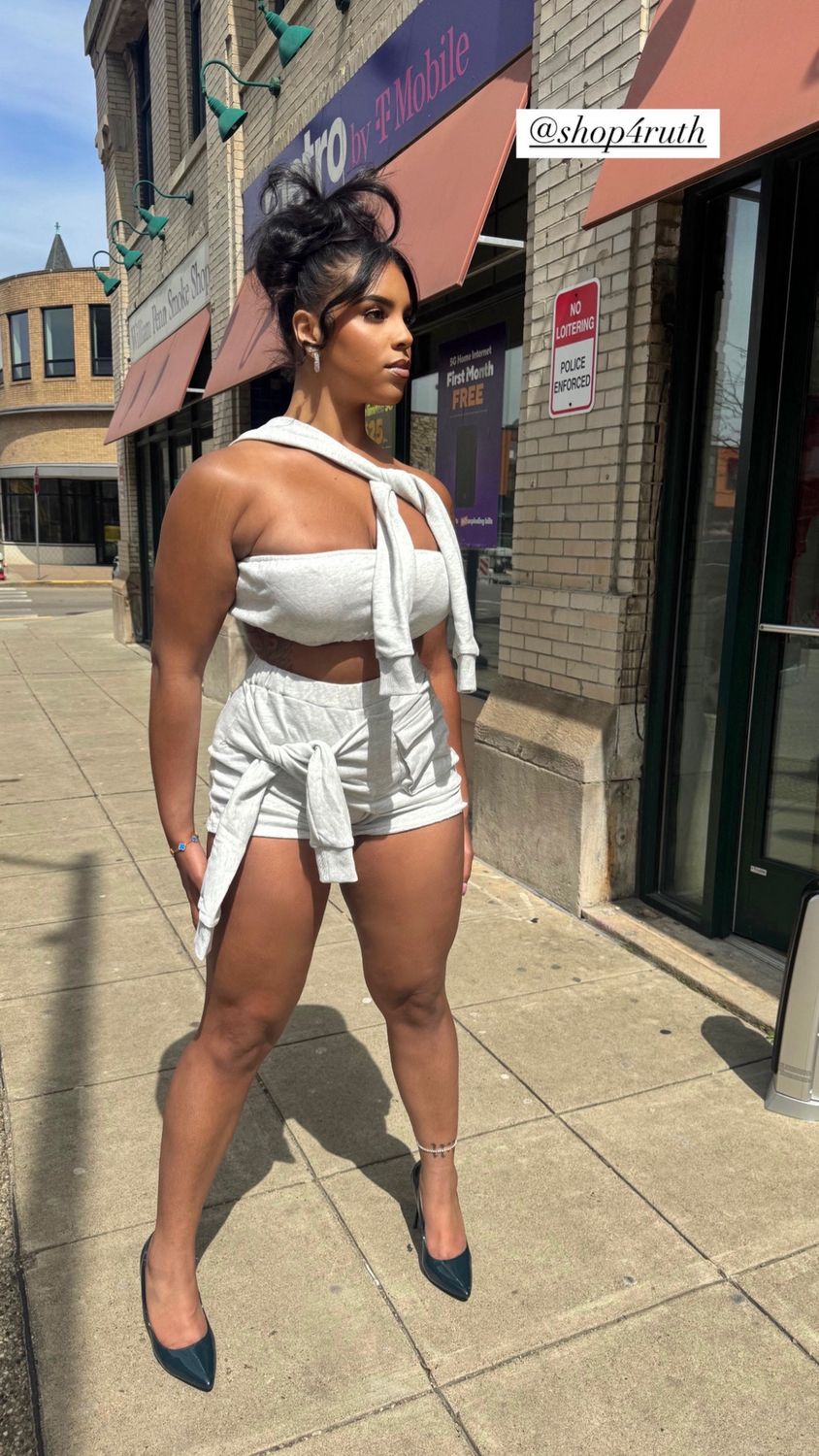 Criss-Cross Me Up Sweat Set