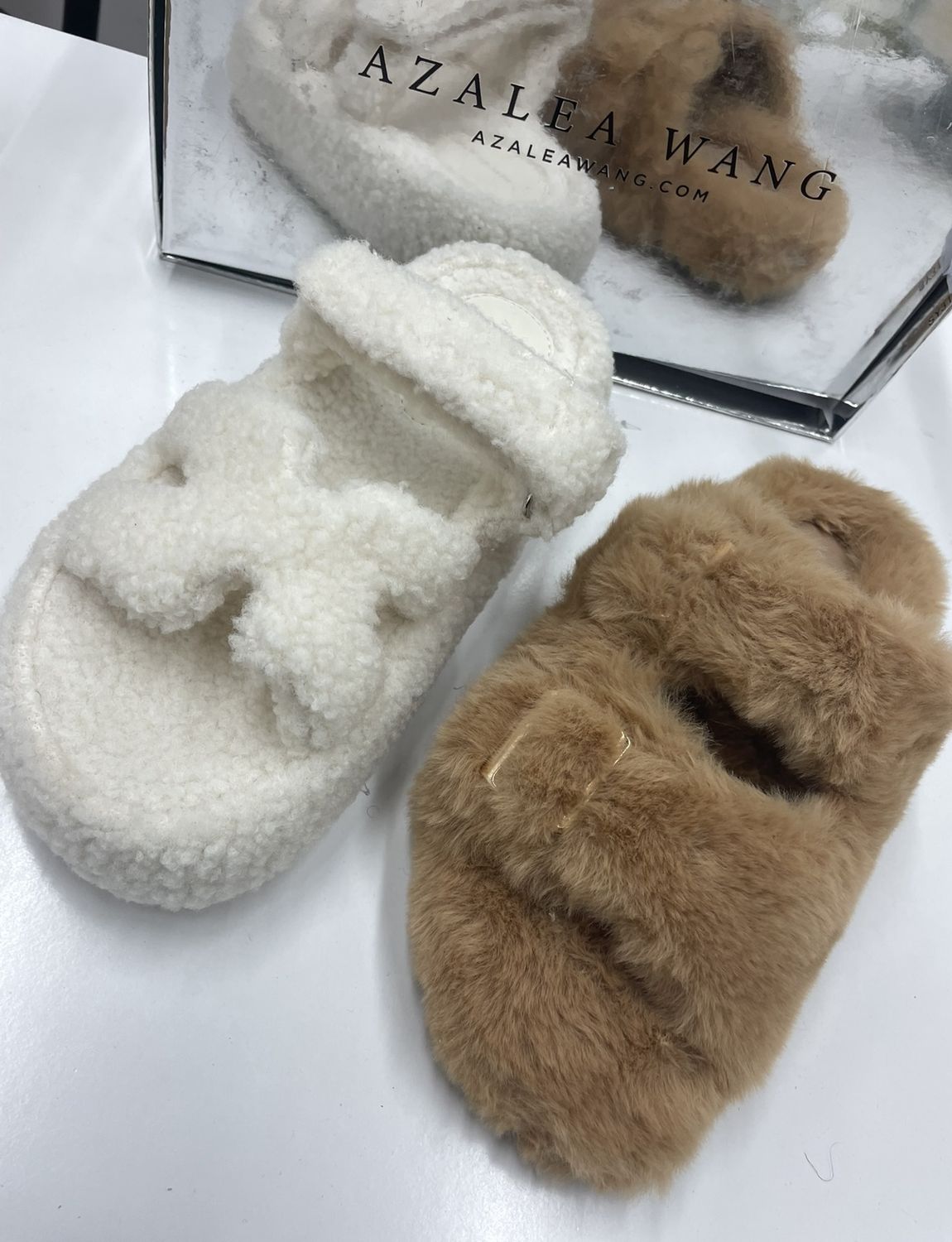 Fluff Luxe Slides