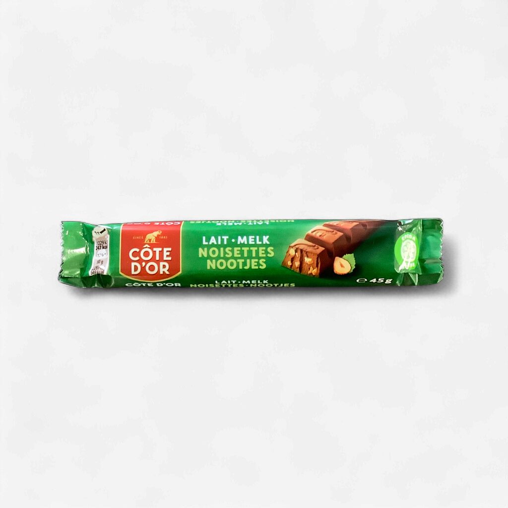 Cote D'Or Milk Chocolate with Hazelnut Pieces 45g
