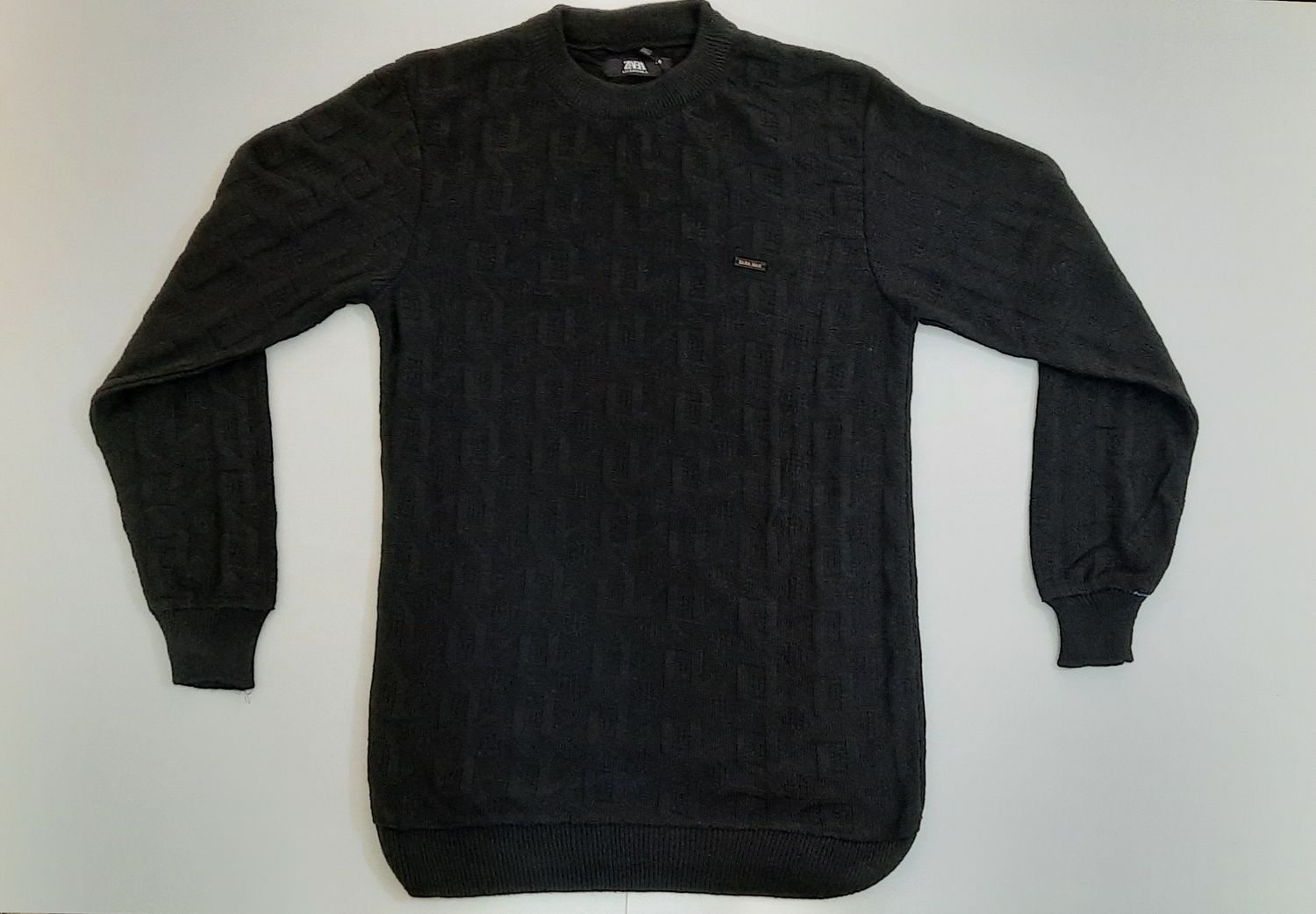 Soft Black Full-Sleeve Sweatshirt with Unique Star Pattern