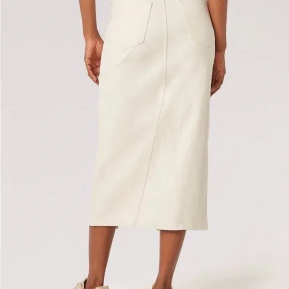 Apricot Denim Skirt 8025