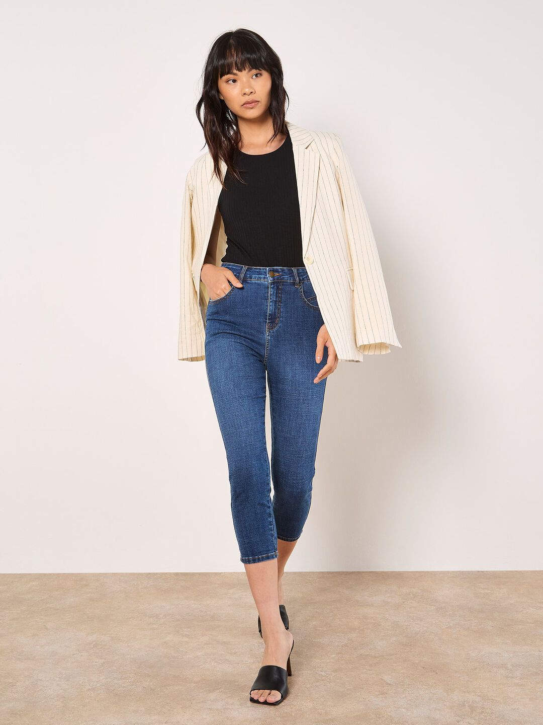 Apricot Capri Jeans - 947047