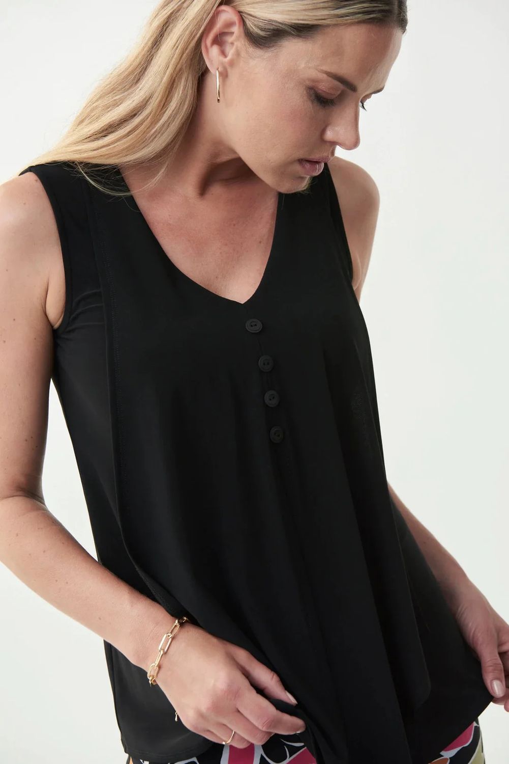 Ribkoff Loose Fit V-neck Top 221357