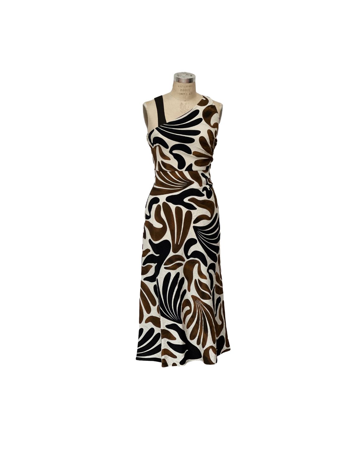 P/Z Long Dress w/ Astmmetric Shoulder - DT37007