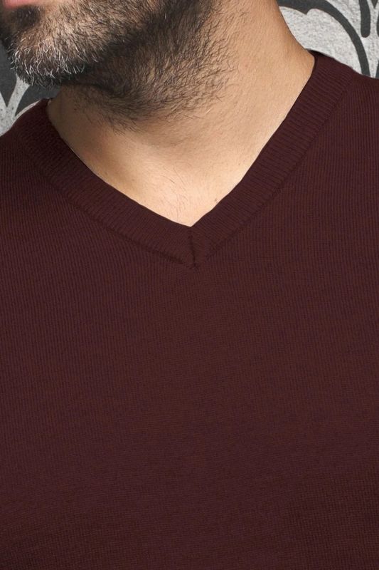 Au Noir Merino Wool V-Neck Sweater - Saxony