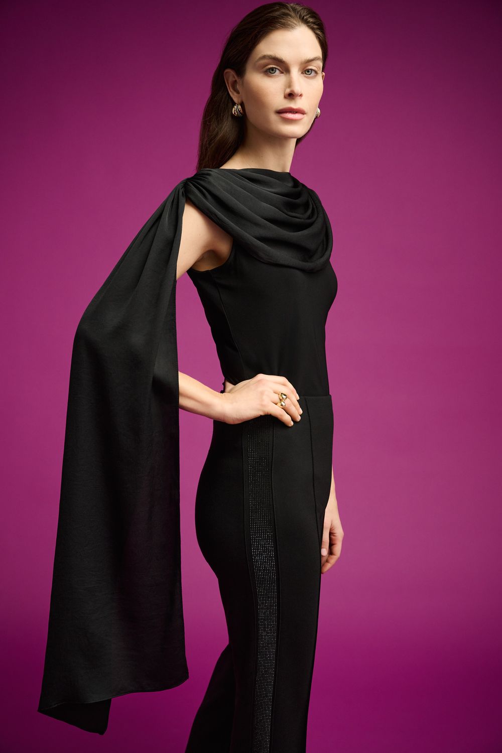 Ribkoff Sleeveless Scoop Neck 264113