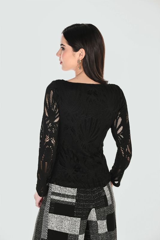 Lyman Embroidered Top 263483