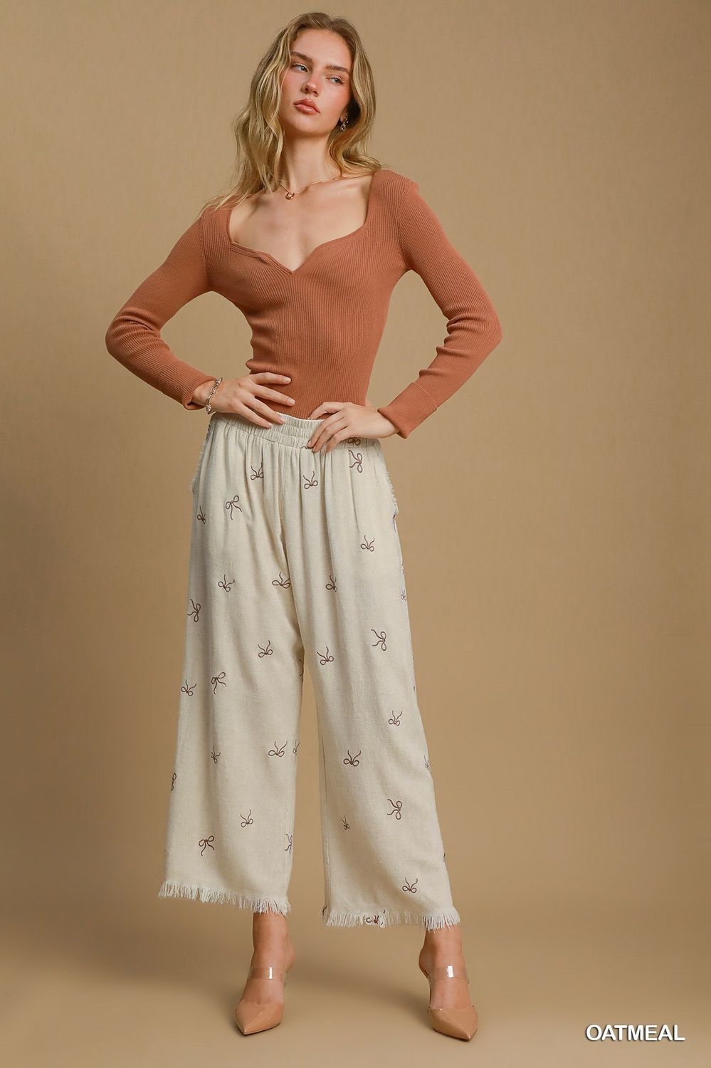 Linen Blend Pull On Pants Bow Print Frayed Crop
