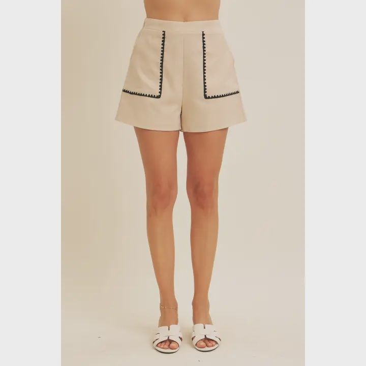 Linen Shorts with Embroidery