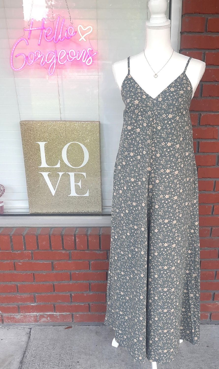 Floral Wide Leg Jumpsuit w Pockets