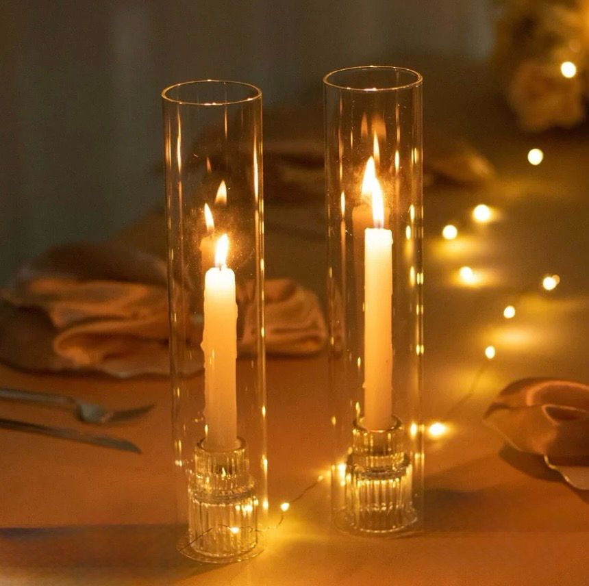 𝑪𝒆𝒏𝒕𝒆𝒓𝒑𝒊𝒆𝒄𝒆- Clear Glass 𝑺𝑴𝑨𝑳𝑳 candlestick with Glass Chimneys/Hurricane Shades Open End Design -Set Of 3 Glass Shade Diameter: 2.4″