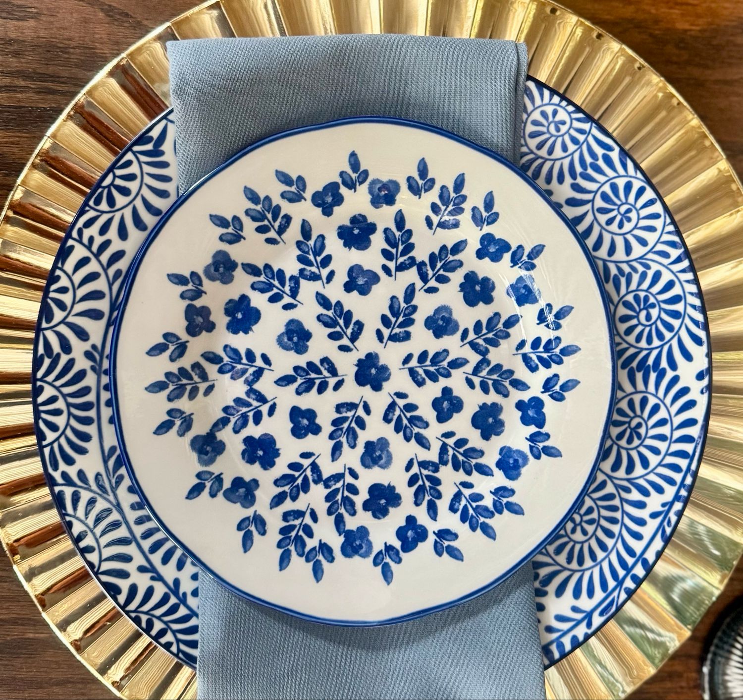 Dinnerware- Dinner Plates / Blue 𝑆𝑖𝑥 𝐷𝑖𝑓𝑓𝑒𝑟𝑒𝑛𝑡 𝑃𝑎𝑡𝑡𝑒𝑟𝑛𝑠