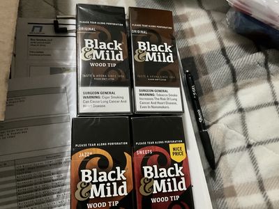 Black & Mild