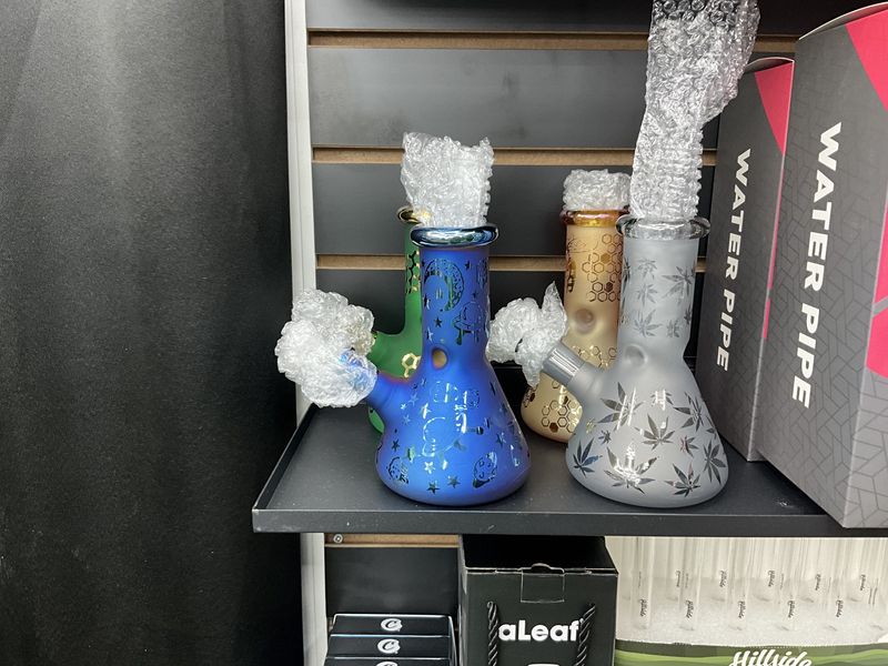6” WP Bong