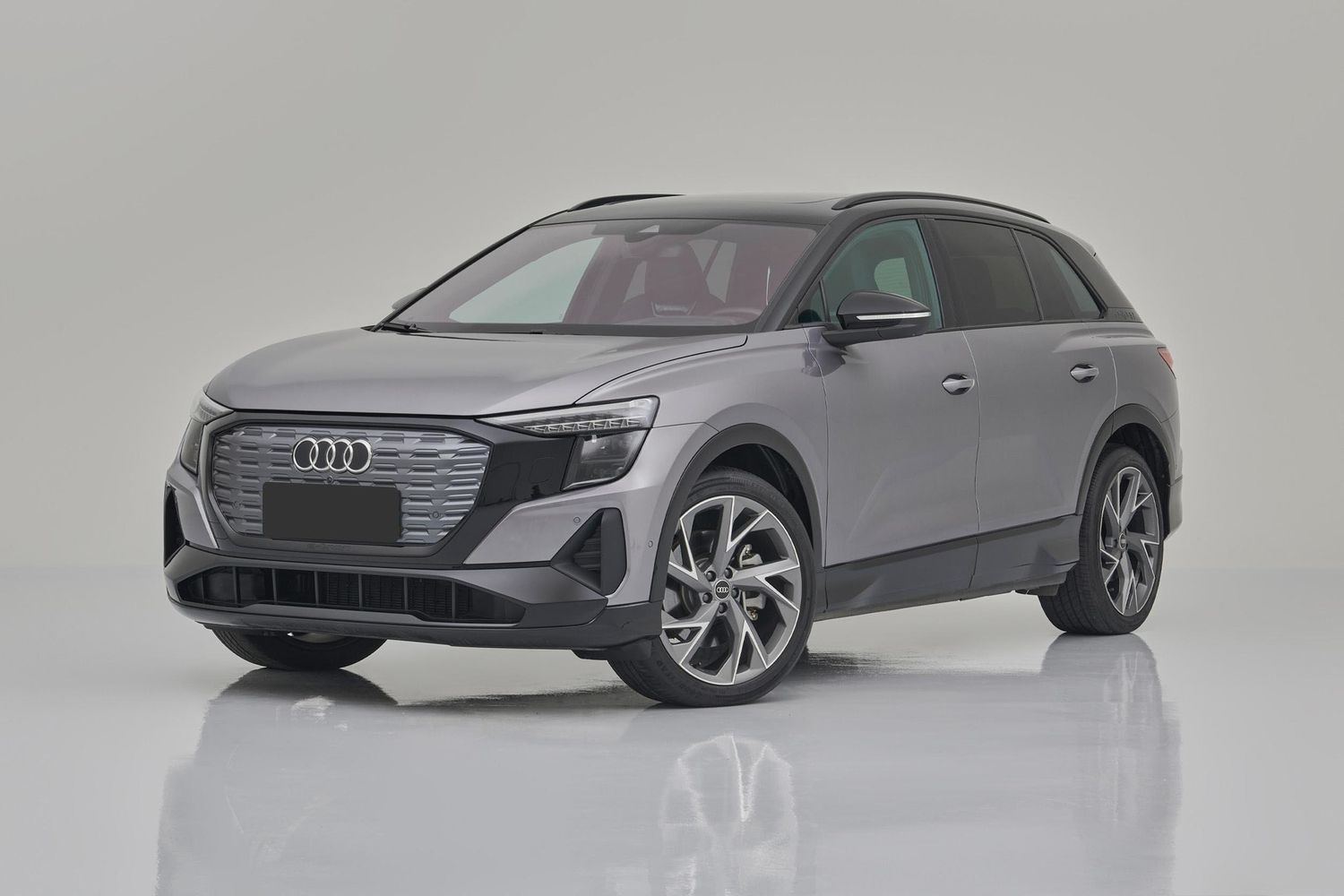 AUDI QE E TRON