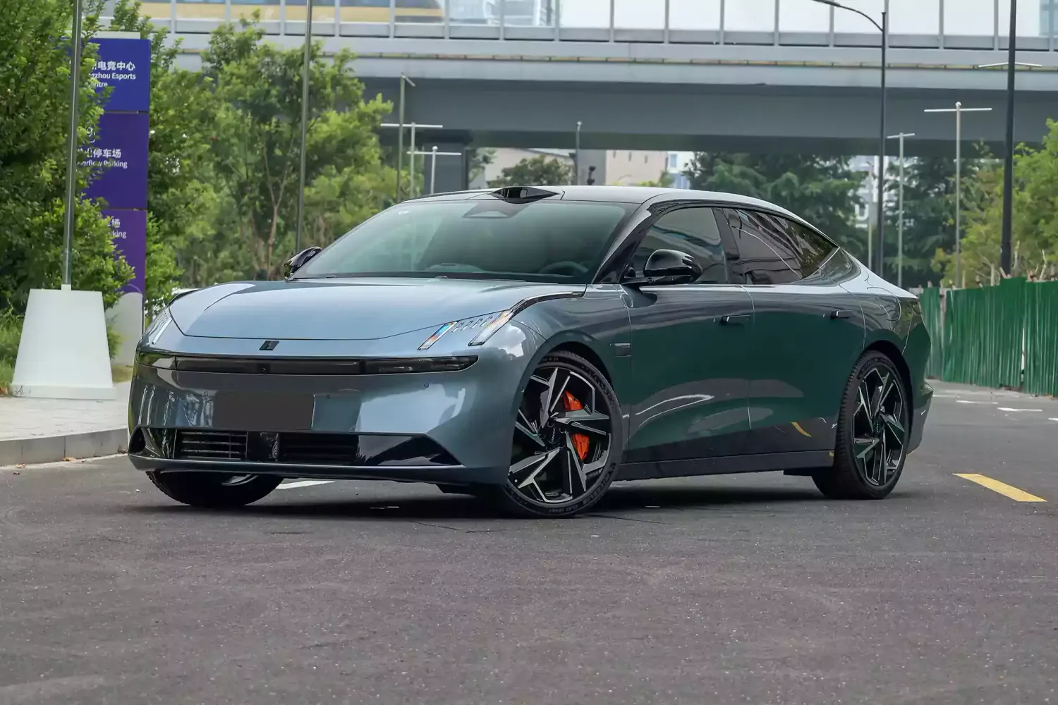 LYNK &amp; CO