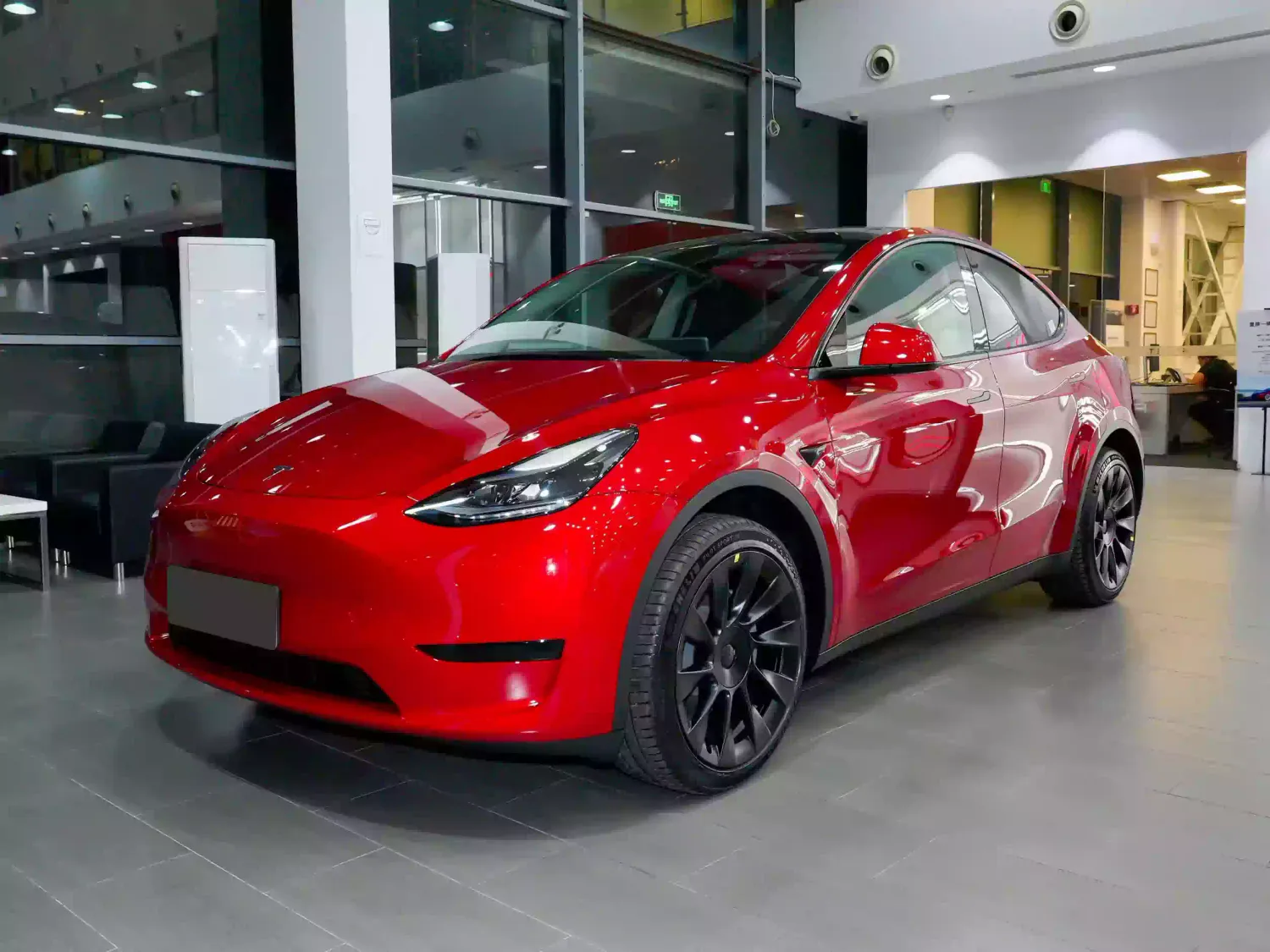 TESLA MODEL Y