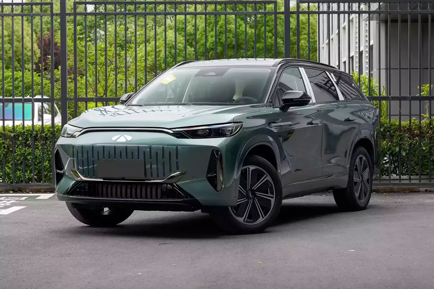 CHERY FULWIN T10
