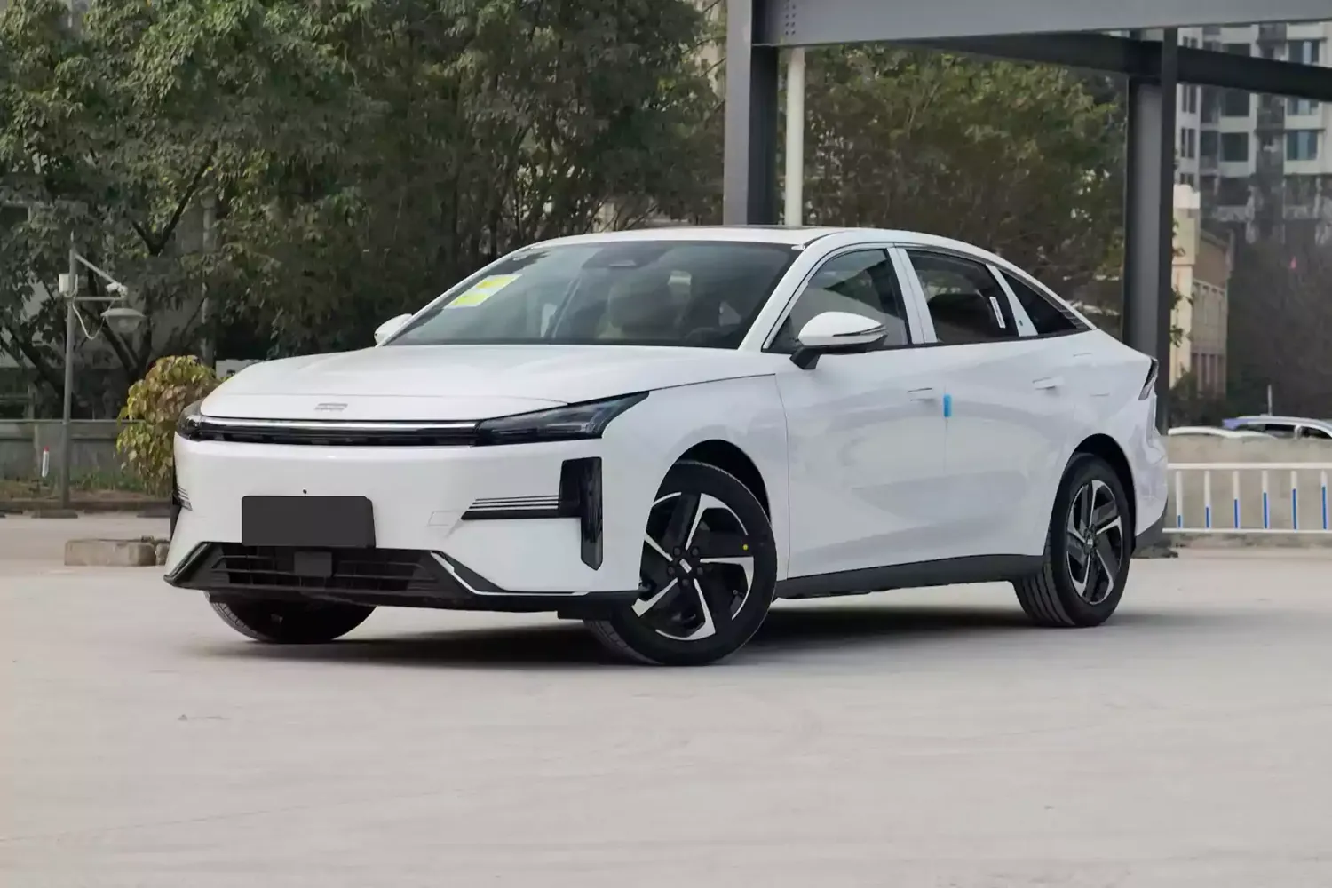 GEELY GALAXY L6
