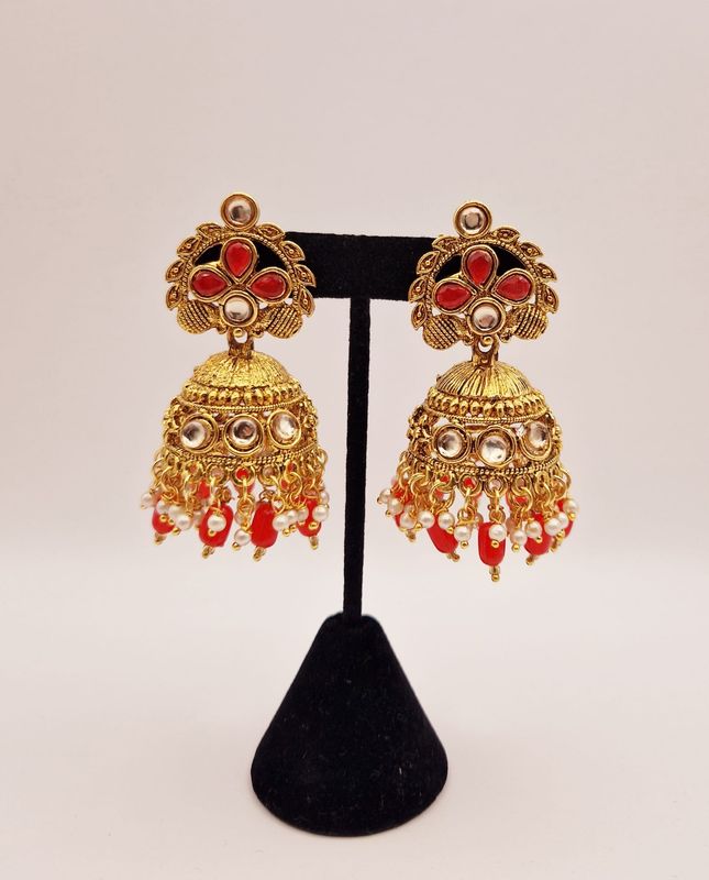 Jhumka red