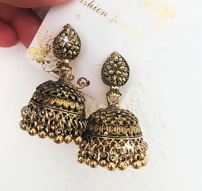 Jhumka gold classic