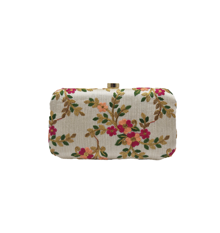Clutch flower white