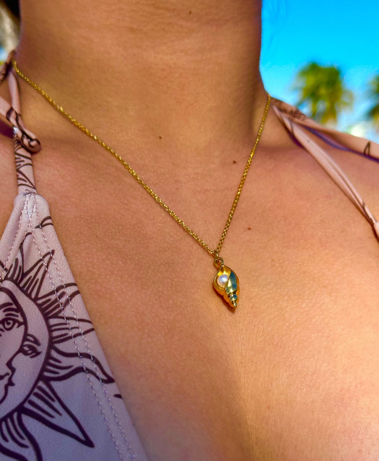 Pearl Cove (gold)