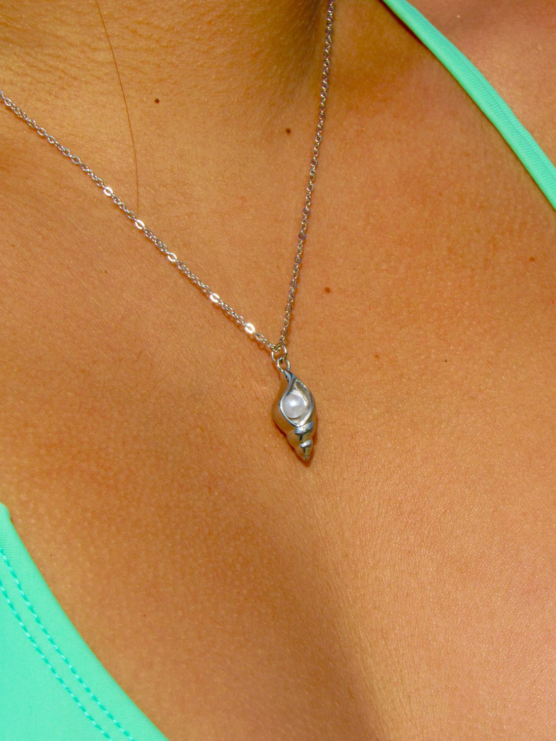 Pearl Cove (silver)