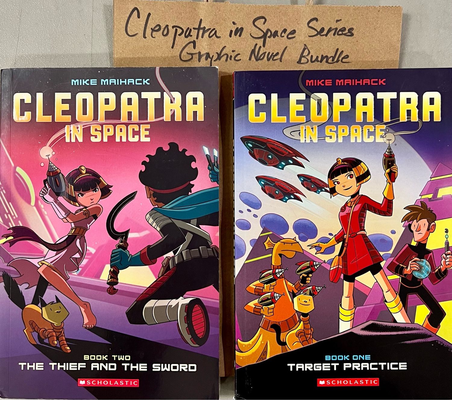 Cleopatra In Space Series Bundle by Mike Maihack.  Graphic Novel Softcover  (Ch-FIC)