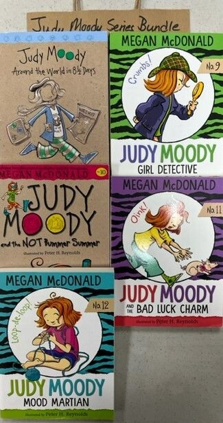 Judy Moody Series Bundle by Megan McDonald. Softcover (Ch-FIC)
